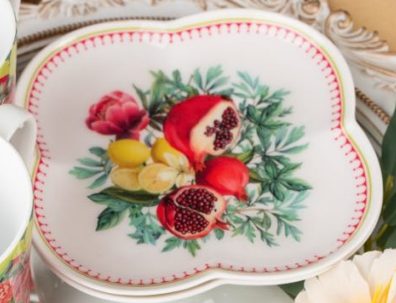  – Teapot Bowl Mirror Platter
