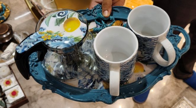 Teapot for Two Mirror Tray